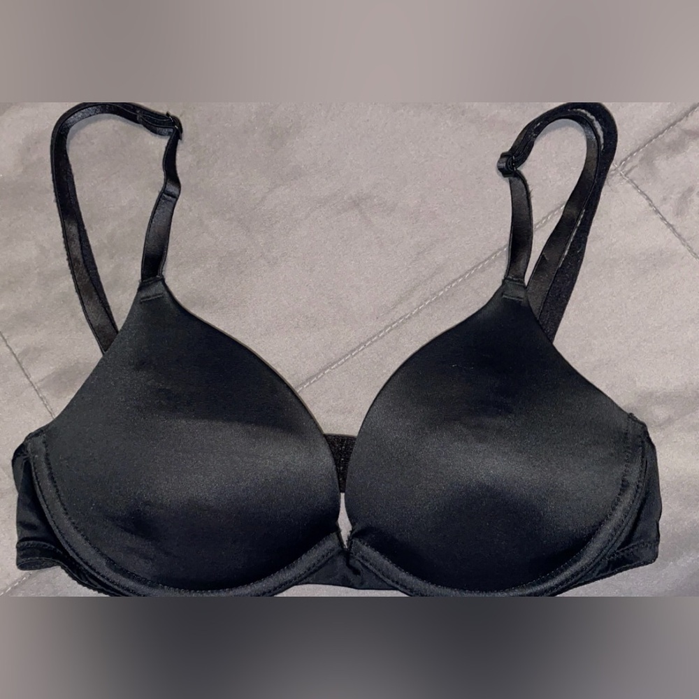 PINK Victoria's Secret Classic Black Bra